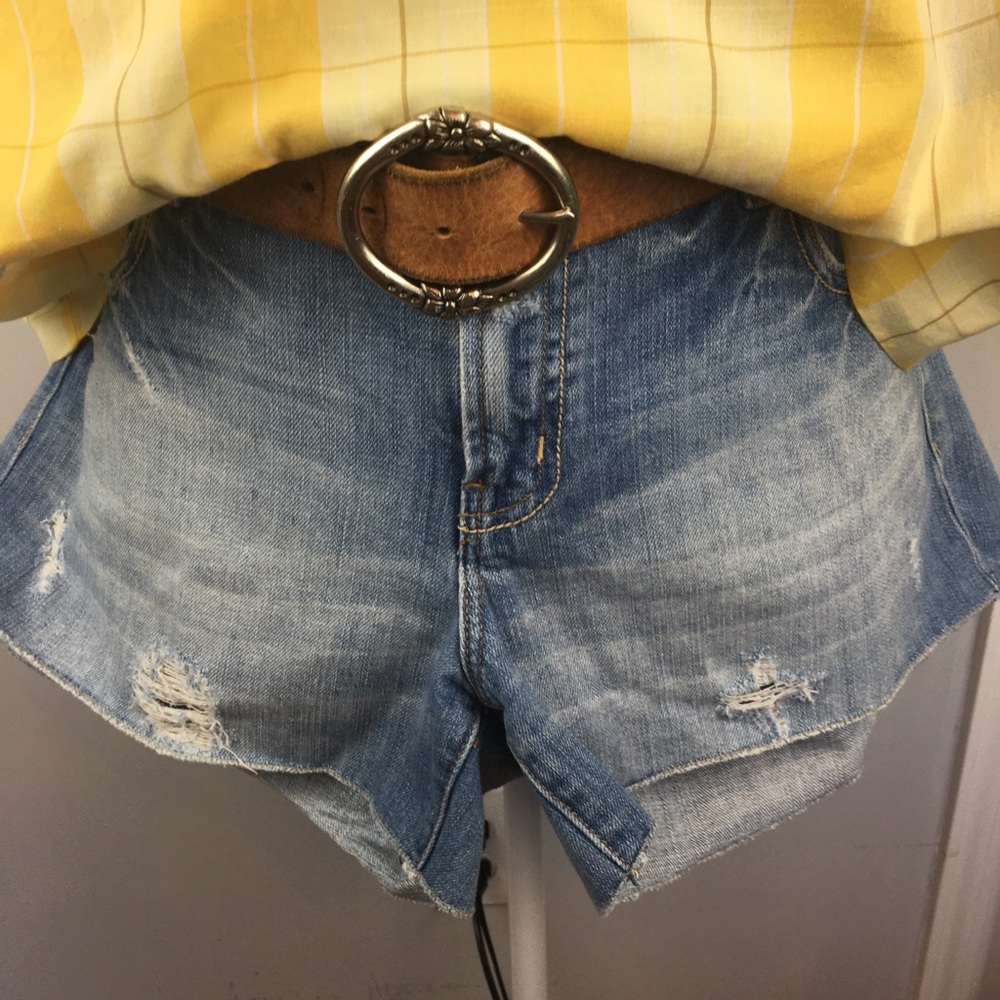 American eagle destroyed jeans